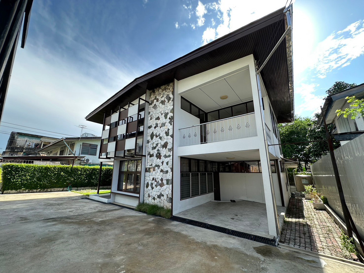 ให้เช่าบ้านอ่อนนุช อุดมสุข : ให้เช่า บ้านตกแต่งพร้อมอยู่ สุขุมวิท 64