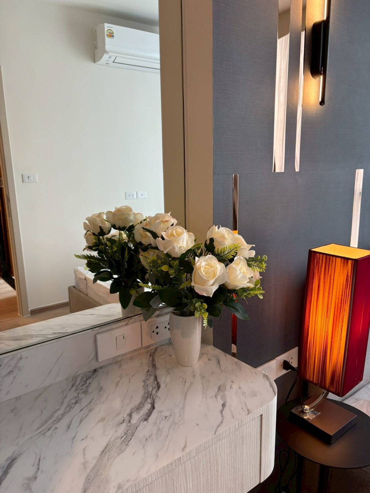 ให้เช่าคอนโดพระราม 9 เพชรบุรีตัดใหม่ RCA :  💥 FOR RENT   :   Nue District R9  Condo   💥  