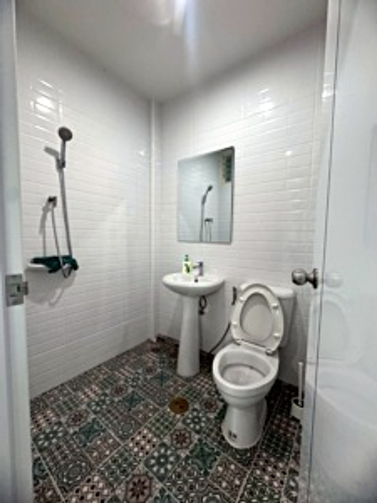 For RentTownhomeSamut Prakan,Samrong : Townhouse for rent, Soi Sukhumvit 72, prime location! Near BTS Bearing, only 450 meters! (N.2022)