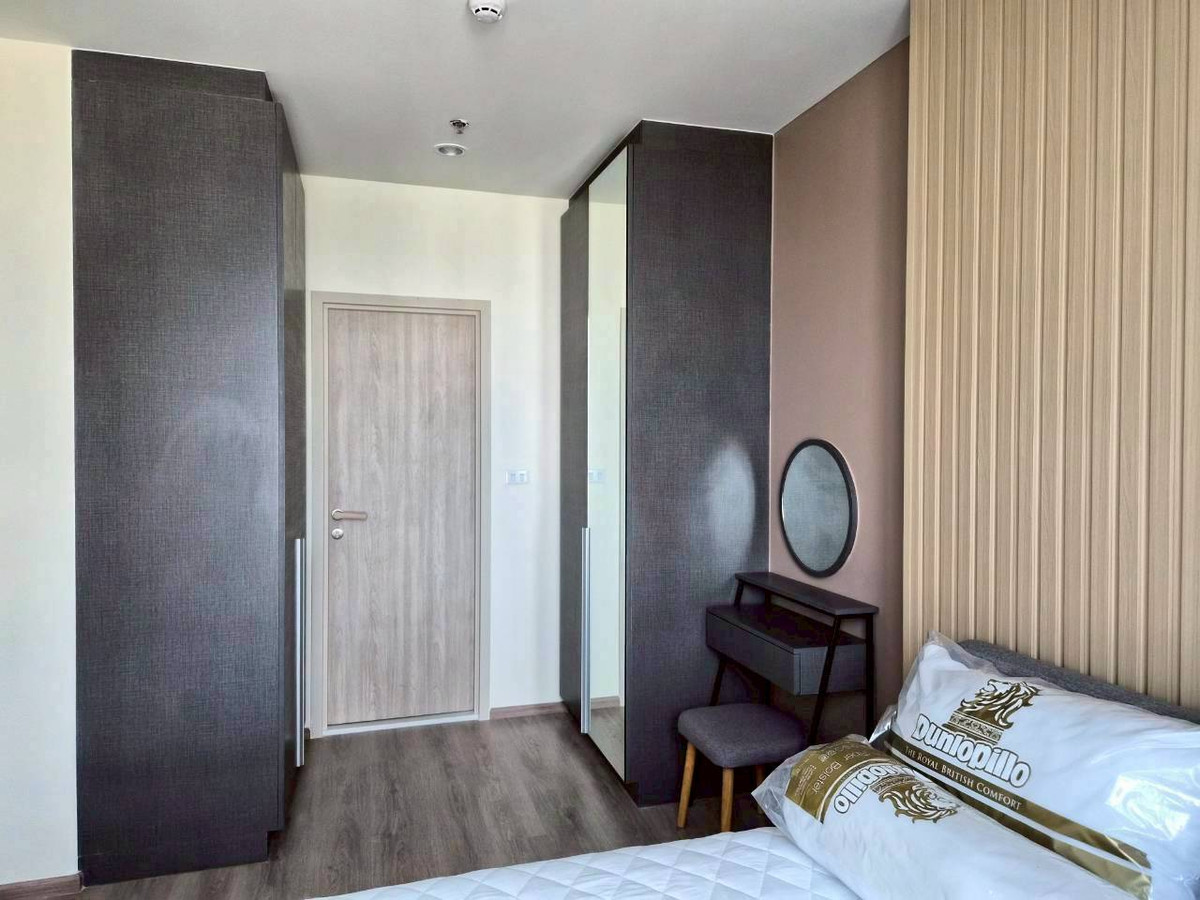 ให้เช่าคอนโดพระราม 9 เพชรบุรีตัดใหม่ RCA : ห้องนี้ทำเลดีมาก ใกล้ MRT พระราม 9 เดินได้แค่ประมาณ 500 เมตร  ให้เช่า Nue District R9 ชั้น 31 วิวดี ทิศตะวันออก ไม่ร้อน วิวเมือง