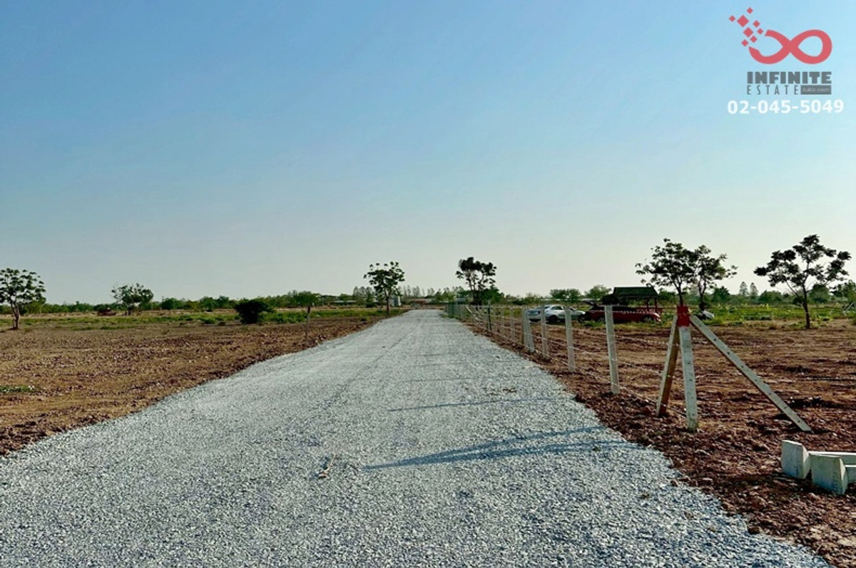 For SaleLandSuphan Buri : Land for sale, 2 rai already filled, Sa Krachom Subdistrict, Mueang District, Suphanburi Province.