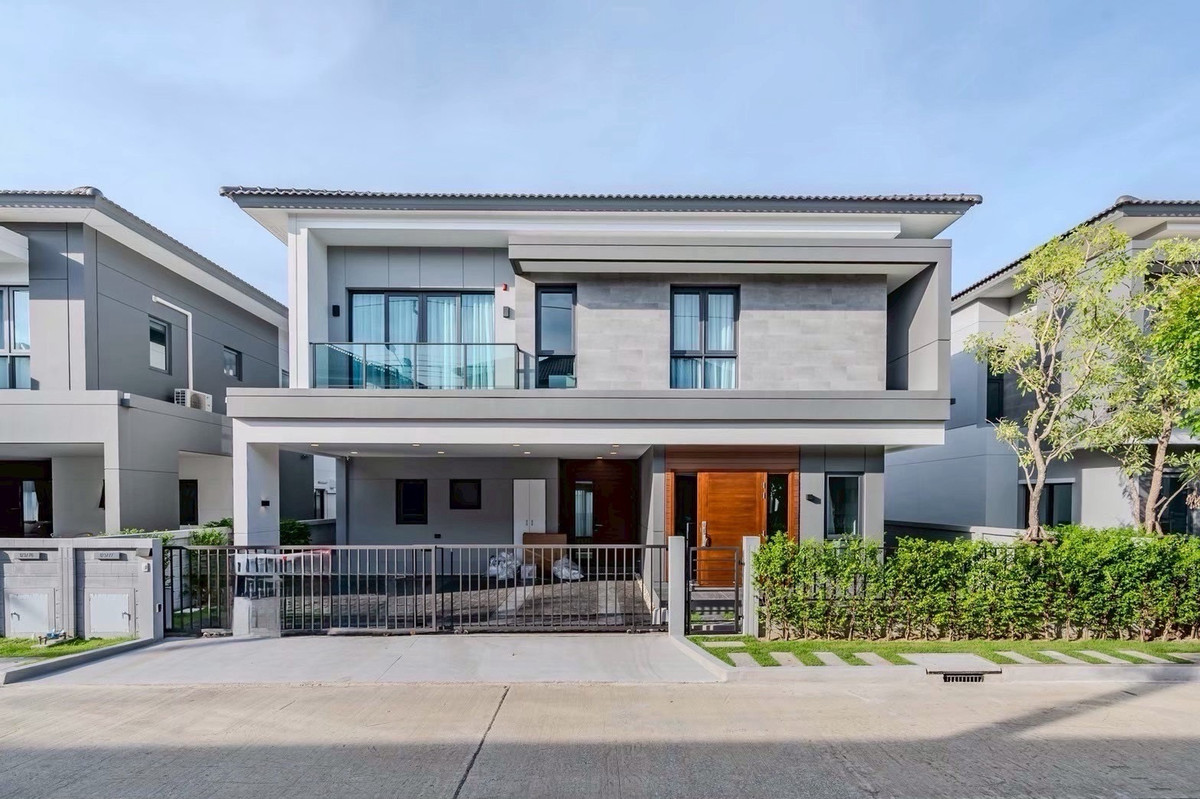 ขายบ้านบางนา แบริ่ง ลาซาล : บ้านเดี่ยวหรู พร้อมเฟอร์นิเจอร์ครบ ใกล้เมกะบางนา โรงเรียนนานาชาติ และโรงพยาบาลหลายแห่ง