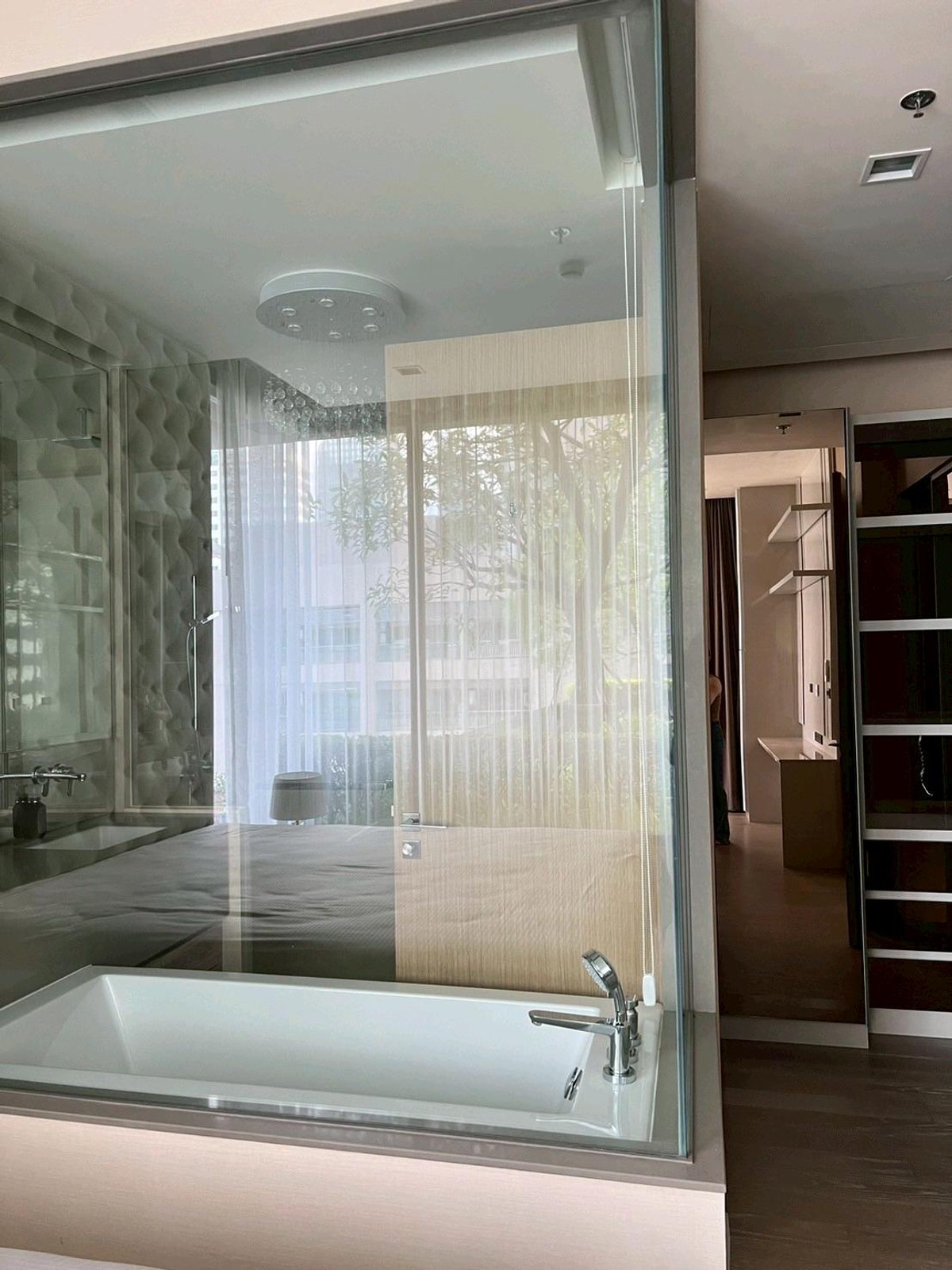 ให้เช่าคอนโดสุขุมวิท อโศก ทองหล่อ : 📌For RENT เช่า | The Esse Asoke - 1BR (52 sqm) Garden Unit 42,000 THB/month