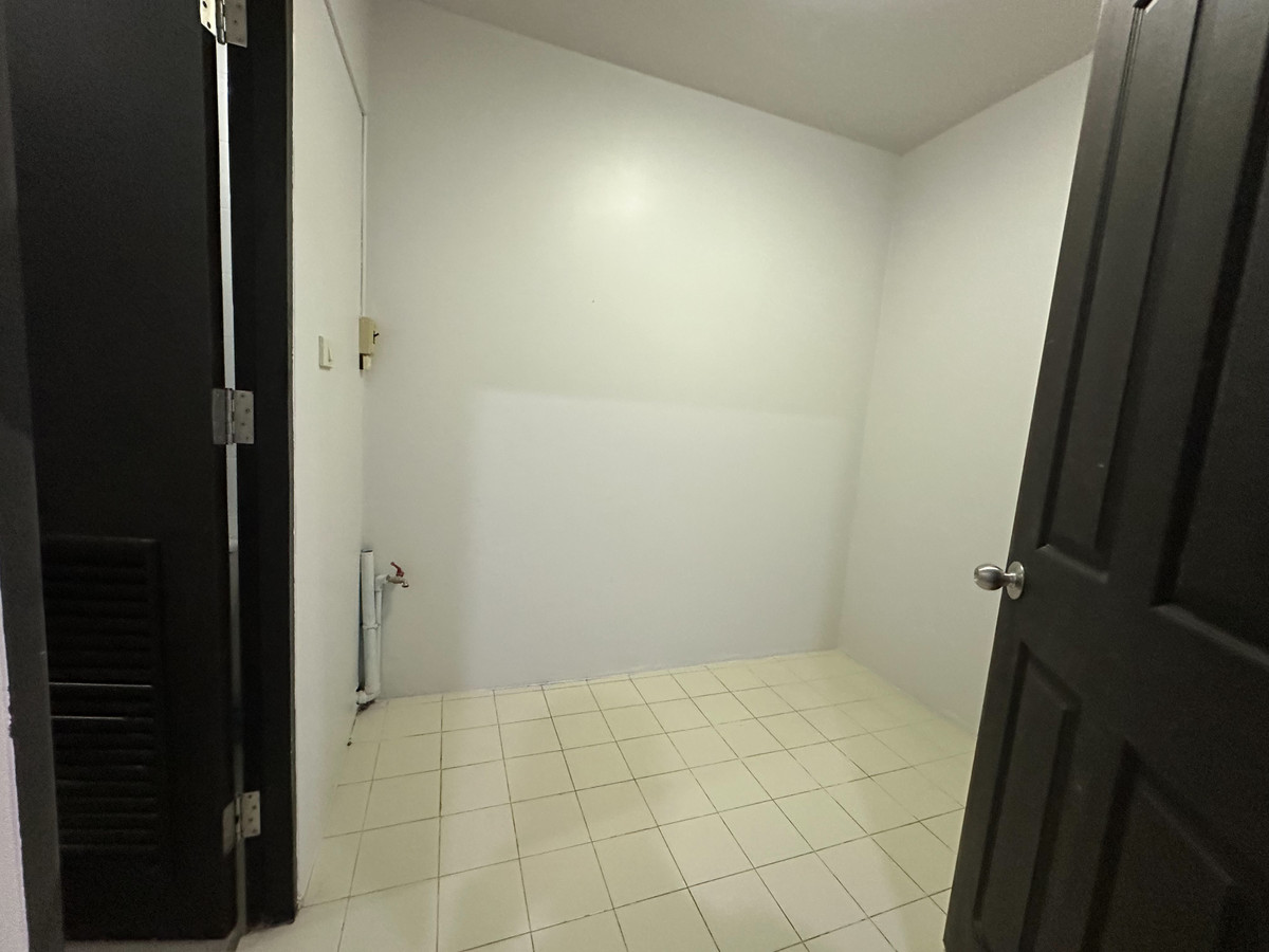 For RentCondoSukhumvit, Asoke, Thonglor : For rent: The Cadogan Private Residence, wide space, very good price, in the heart of the city, convenient to travel.