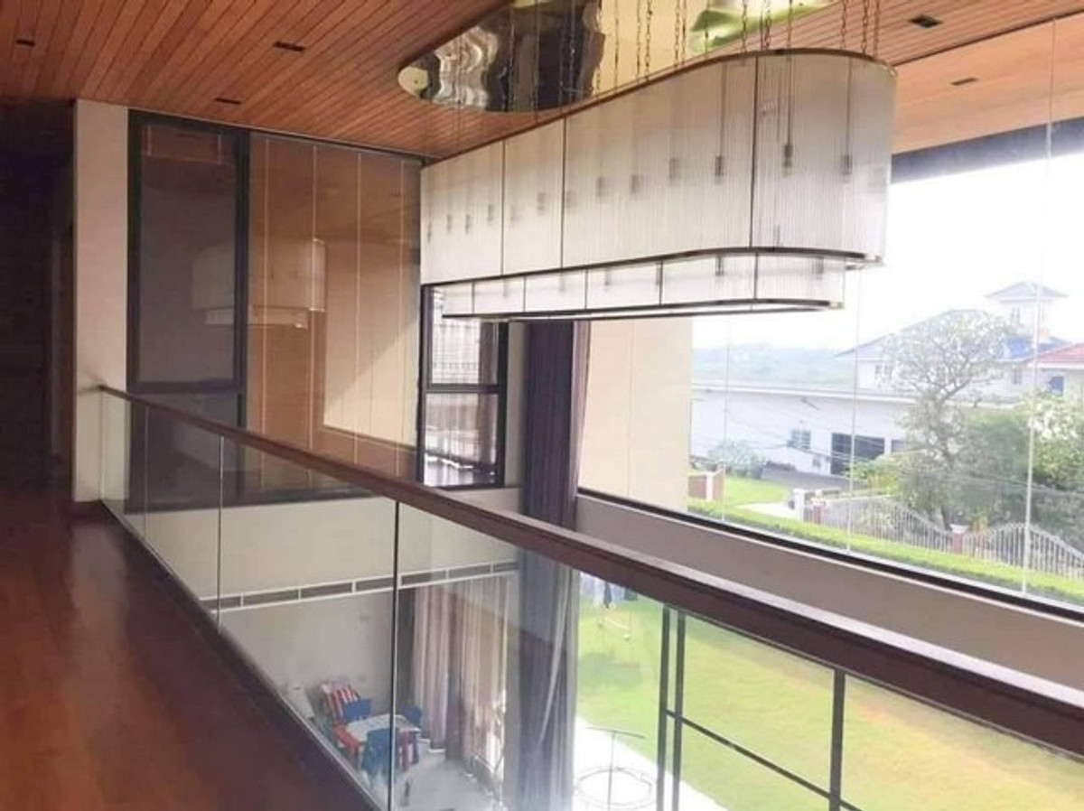 For RentHouseBangna, Bearing, Lasalle : HR3281 Luxury detached house for rent, Evergreen Bangna Km. 5, area 610 sq m., near ICS International School and Patana.