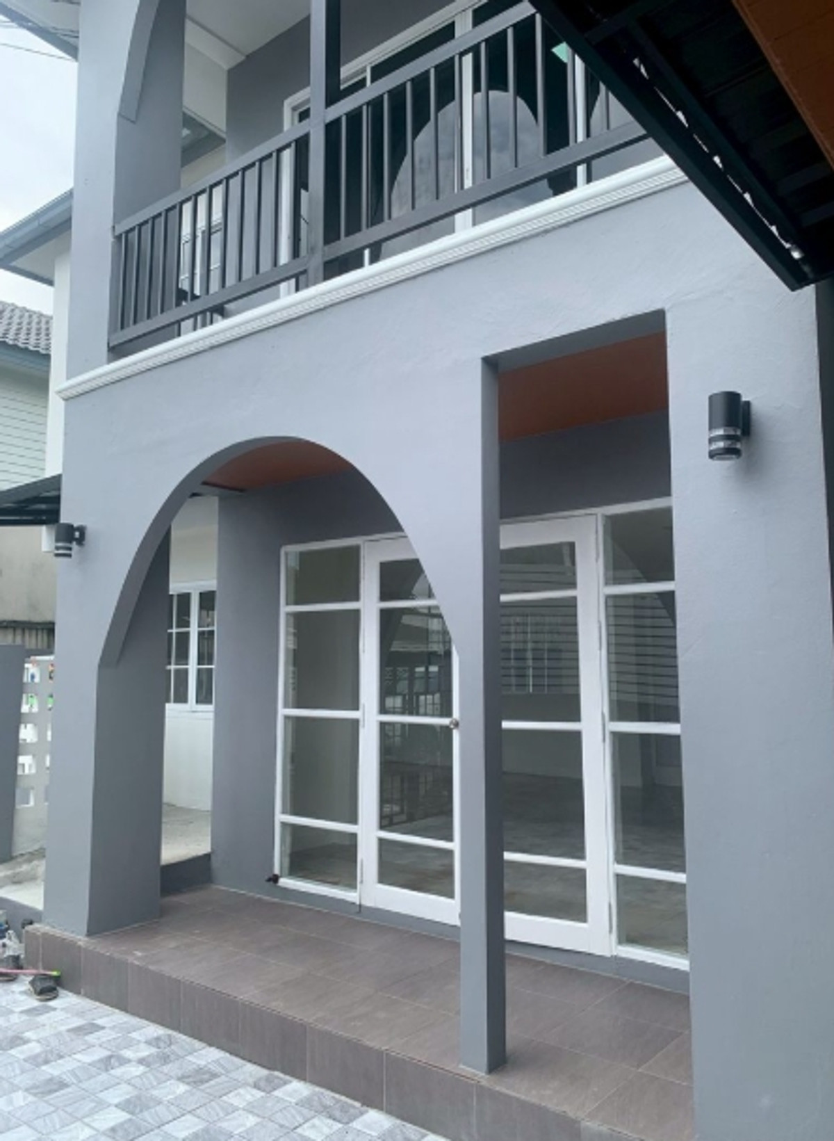 ขายบ้านลาดพร้าว101 แฮปปี้แลนด์ : ขายบ้านเดี่ยว 2 ชั้น เนื้อที่ 53 ตรว. หมู่บ้านโชคชัย คลองจั่น  ถนนนวมินทร์ 81 แยก 3-27 แขวงนวมินทร์ เขตบึงกุ่ม ใกล้ถนนสายหลักหลายสาย เดอะมอลล์ บางกะปิ ตลาดสดอินทารักษ์ มหาวิทยาลัยรามคำแหง ใกล้ นิด้า