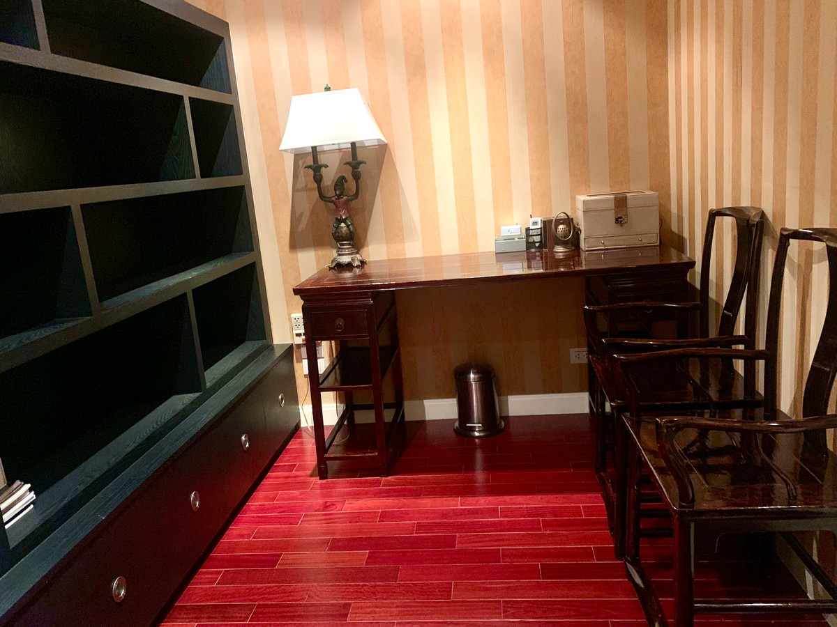 ให้เช่าคอนโดวิทยุ ชิดลม หลังสวน : Athenee Residence: 4bed 4.5bath + maid  295sqm. 170,000/mth. Am: 0656199198