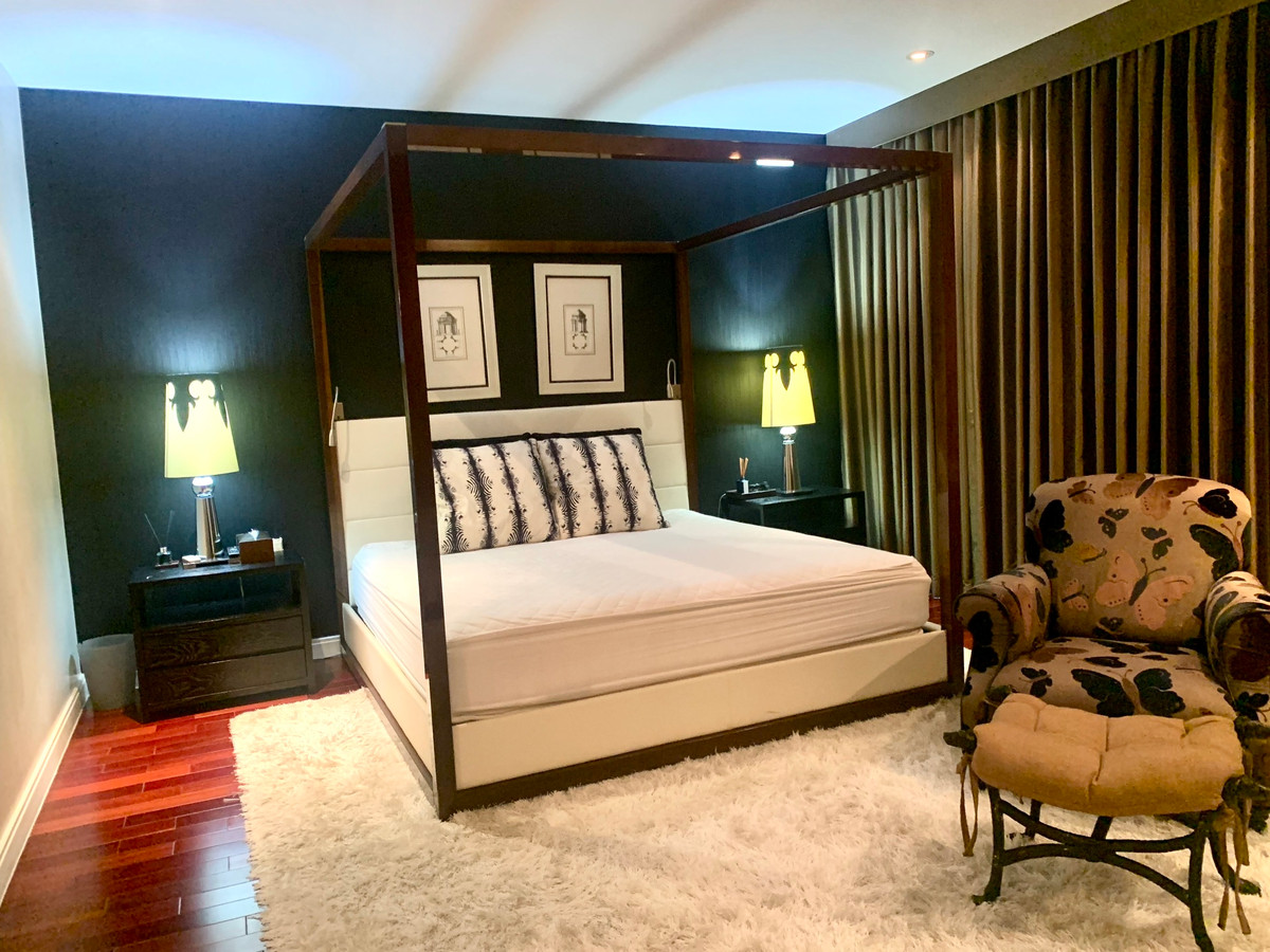 ให้เช่าคอนโดวิทยุ ชิดลม หลังสวน : Athenee Residence: 4bed 4.5bath + maid  295sqm. 170,000/mth. Am: 0656199198