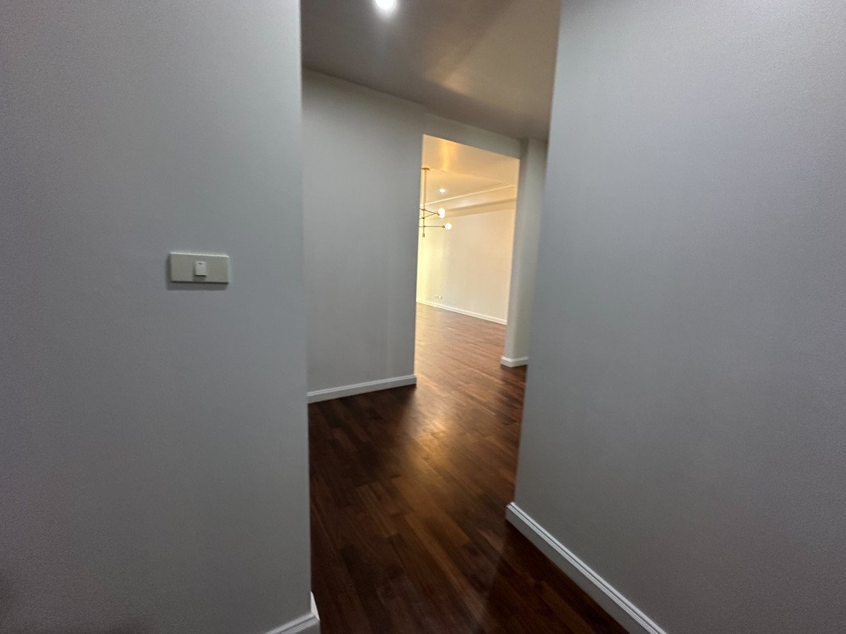 For RentCondoSukhumvit, Asoke, Thonglor : For rent: The Cadogan Private Residence, wide space, very good price, in the heart of the city, convenient to travel.