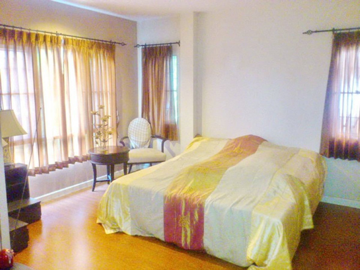 For RentHouseMin Buri, Romklao : HR3283 For rent/sale, single house, Perfect Park, connected to Krungthep Kreetha-Ramkhamhaeng, lots of food, near Motorway.