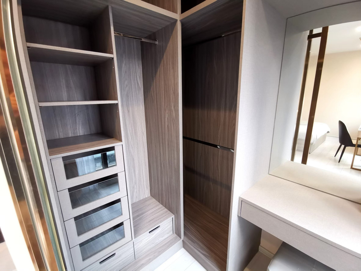 For RentCondoWitthayu, Chidlom, Langsuan, Ploenchit : Condo for rent, Noble Ploenchit, 2 bedrooms, 2 bathrooms (S03-2017)