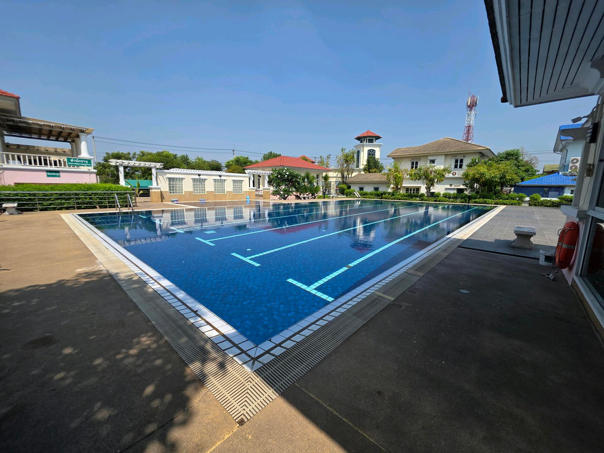 For SaleHouseMin Buri, Romklao : Urgent sale! Single house in Chaiyaphruek 1 Village, Khum Klao Road. Extra large plot