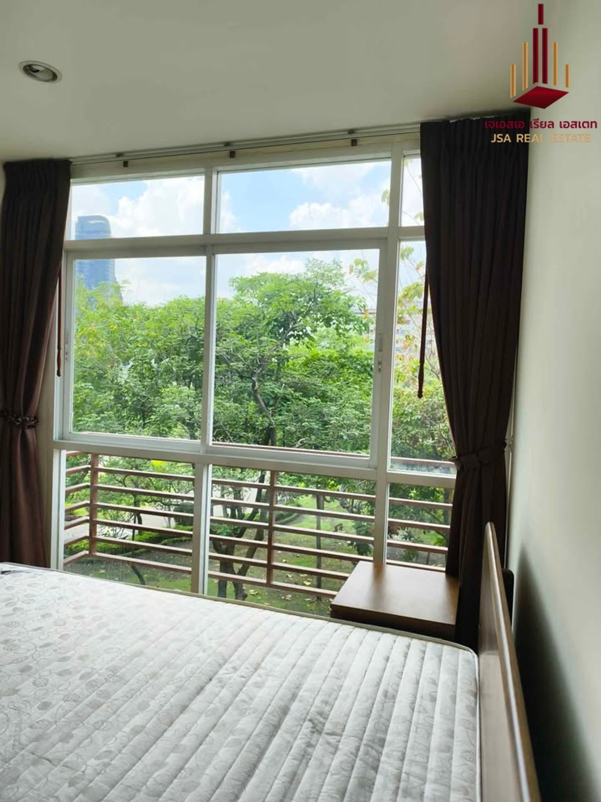 For RentCondoRatchathewi,Phayathai : ✨ For Rent: Rajvithi City Resort Condo ✨ 💰 Only 18,500 THB/month