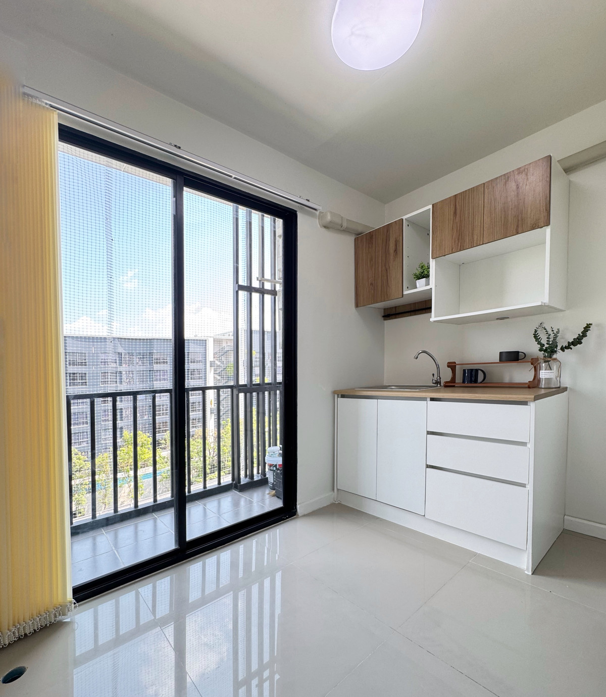 ขายคอนโดบางนา แบริ่ง ลาซาล : K-6787 ห้องสวย ตกแต่งใหม่ ชั้นสูง ขาย ! ไอคอนโด สุขุมวิท 105  พร้อมอยู่