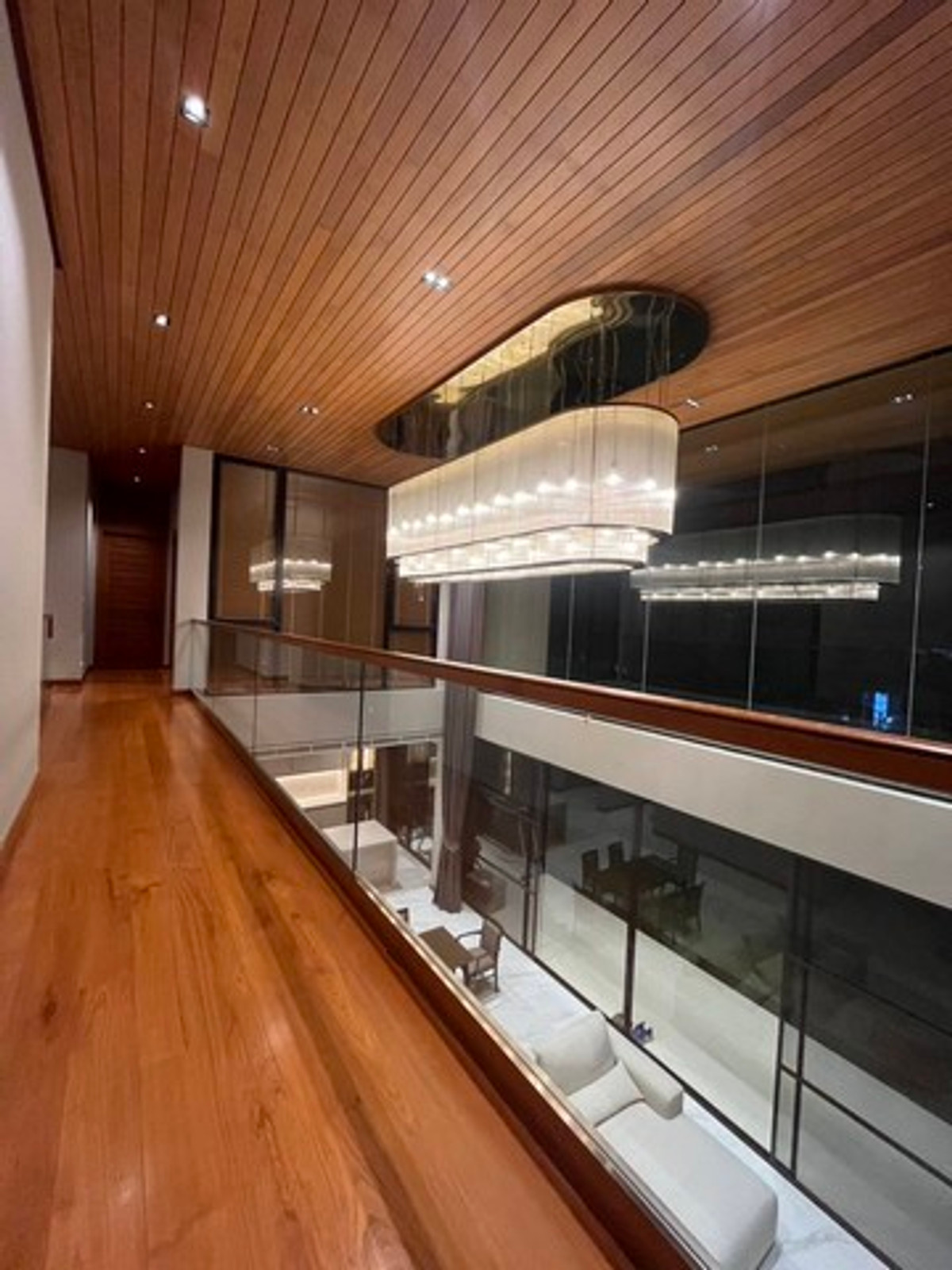 For RentHouseBangna, Bearing, Lasalle : HR3281 Luxury detached house for rent, Evergreen Bangna Km. 5, area 610 sq m., near ICS International School and Patana.