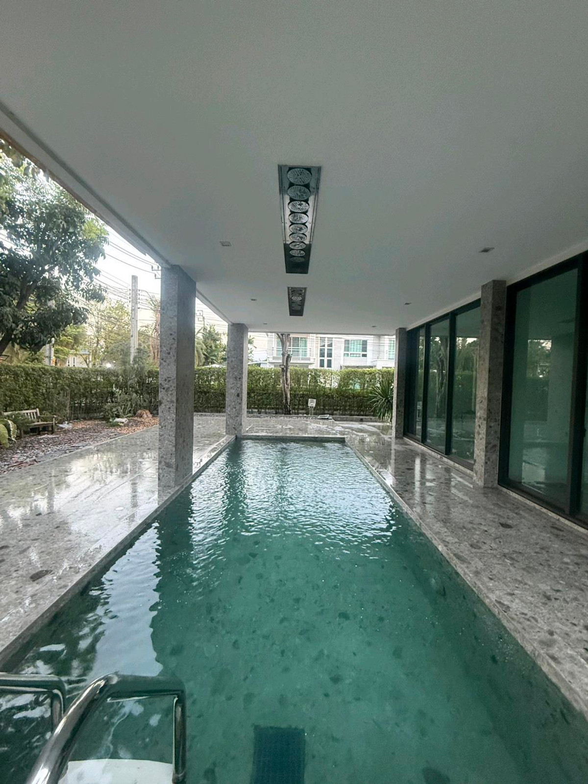 ให้เช่าบ้านลาดกระบัง สุวรรณภูมิ : 🔥🔥🔥บ้านหรู Perfect Masterpiece (ถ.มอเตอร์เวย์) พร้อมสระว่ายน้ำส่วนตัว💚💚🏊‍♀️🎠