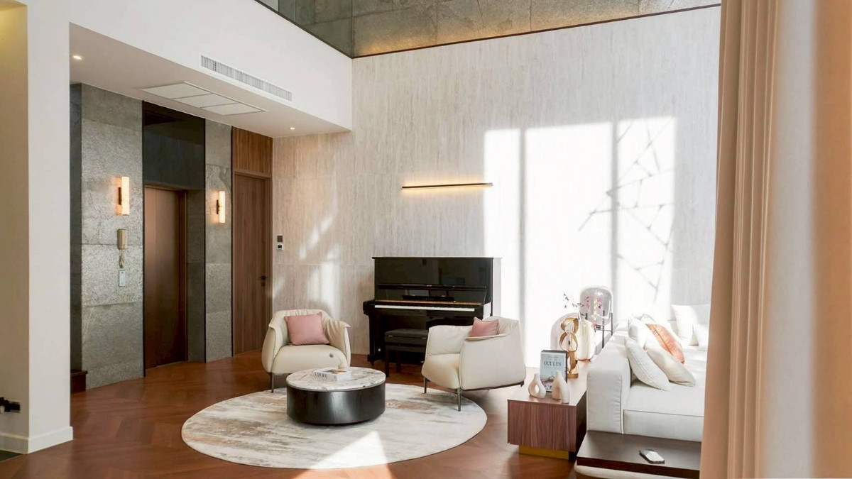 ให้เช่าบ้านพัฒนาการ ศรีนครินทร์ : ให้เช่า BuGaan กรุงเทพกรีฑา บ้านเดี่ยว 3 ชั้น พร้อมลิฟต์ส่วนตัว Please call: 082-894-4624