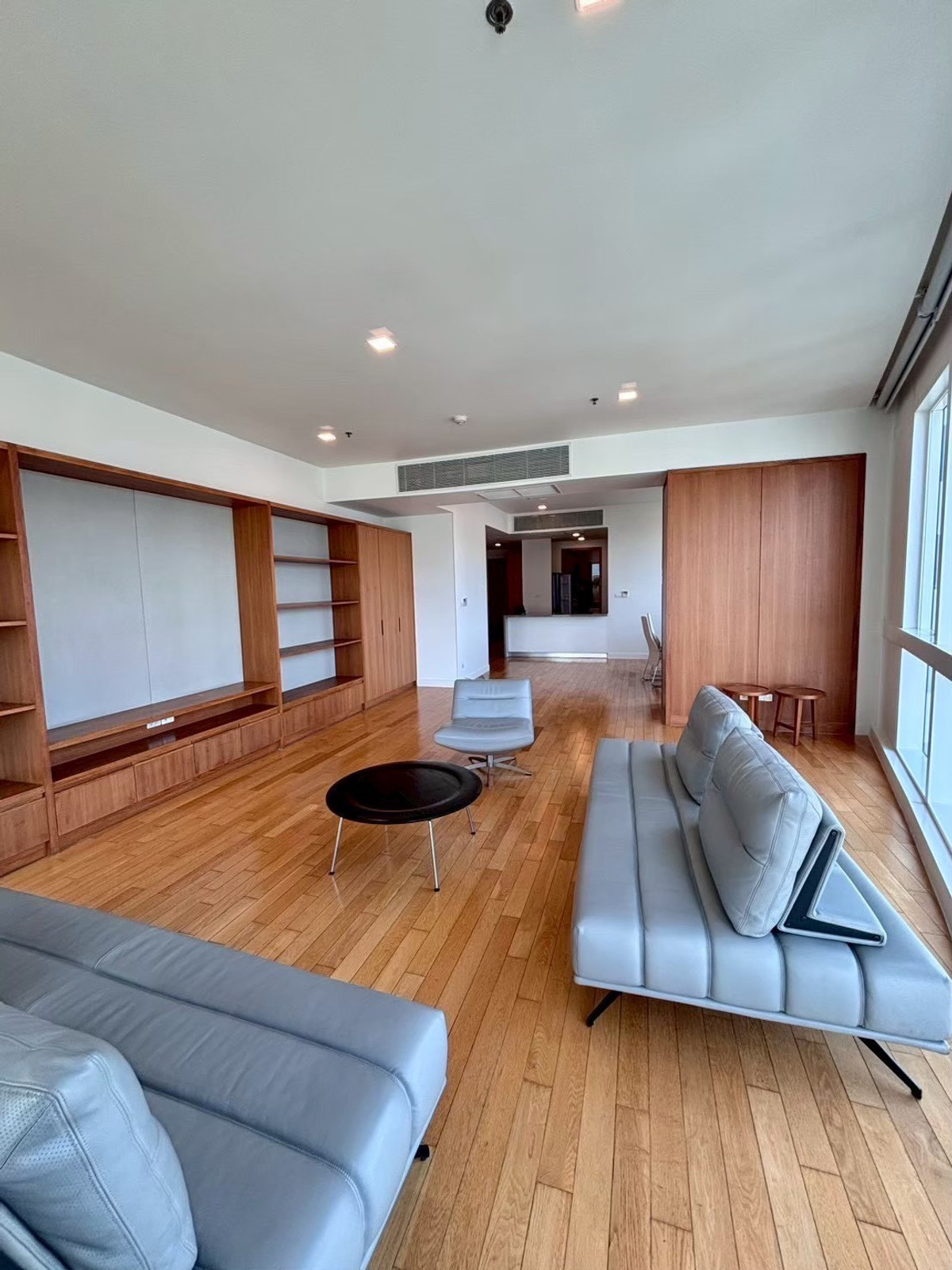 ให้เช่าคอนโดสุขุมวิท อโศก ทองหล่อ : LTH14648 – Condo for Rent | Millennium Residence | 192.95 sqm | 3 Beds 4 Baths | Near BTS Asoke | 120K/Month | คอนโดให้เช่า มิลเลนเนียม เรสซิเดนซ์