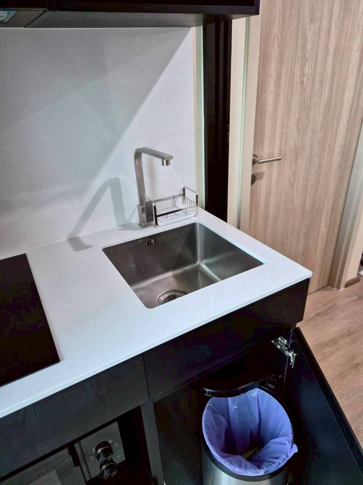 For RentCondoRama9, Petchburi, RCA : 📢 Condo for Rent – Nue District R9