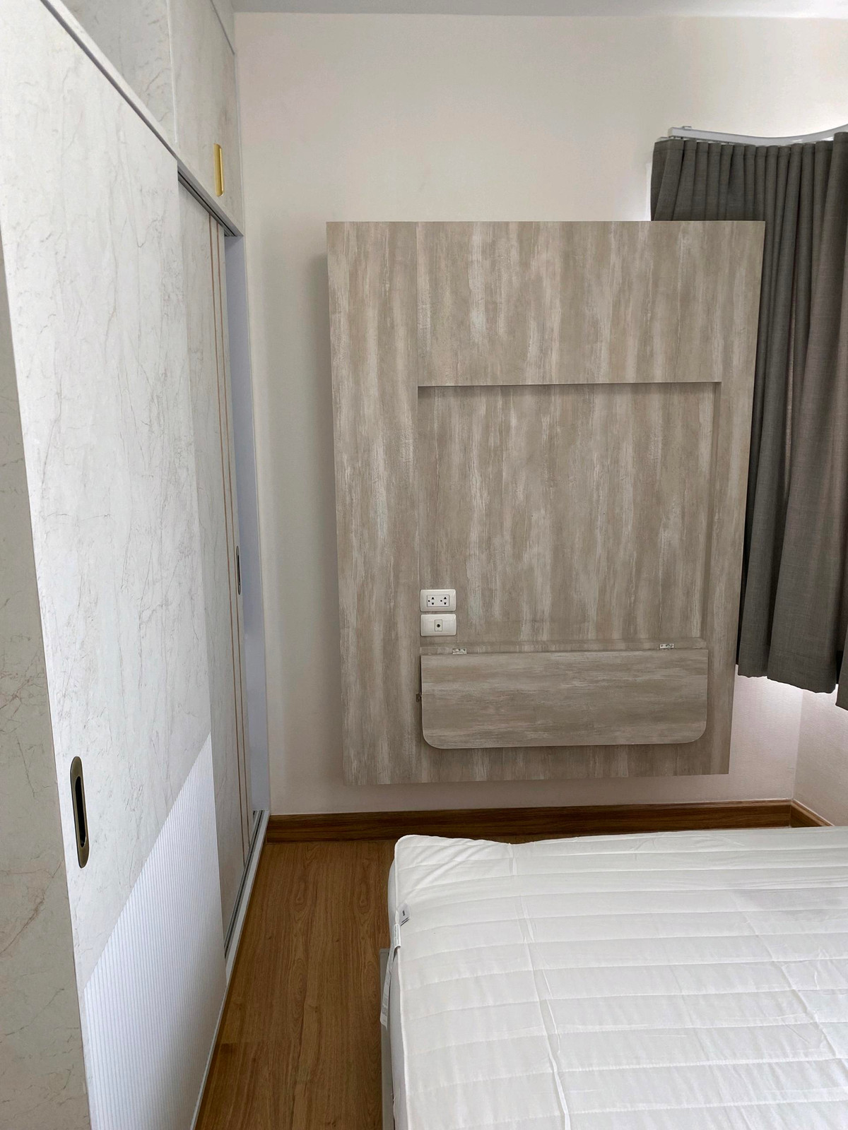 For RentCondoRattanathibet, Sanambinna : Condo for rent, Supalai Veranda Rattanathibet, 2 bedrooms, 60 sq m, near MRT Bang Kraso.