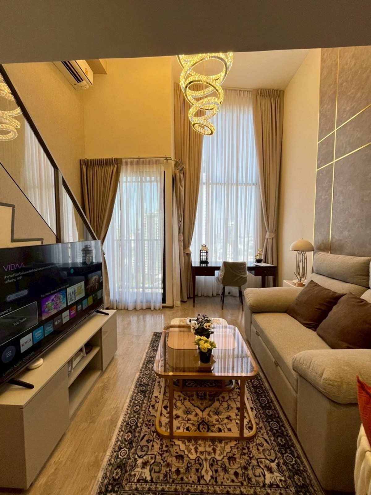 ให้เช่าคอนโดรัชดา ห้วยขวาง : ⭐️SOHO BANGKOK⭐️ Duo Duplex 38sq.m 28k Contact Us🌈