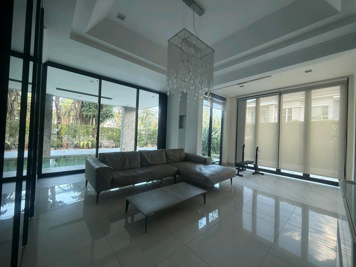 ให้เช่าบ้านลาดกระบัง สุวรรณภูมิ : 🔥🔥🔥บ้านหรู Perfect Masterpiece (ถ.มอเตอร์เวย์) พร้อมสระว่ายน้ำส่วนตัว💚💚🏊‍♀️🎠