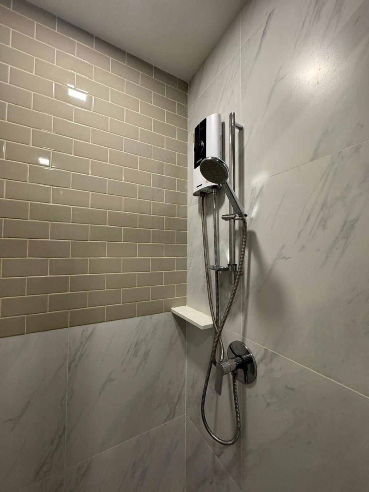 ให้เช่าคอนโดราชเทวี พญาไท : #Z4904💥 090369 🔥ให้เช่าคอนโด XT Phayathai (รหัสเดิม S5086)