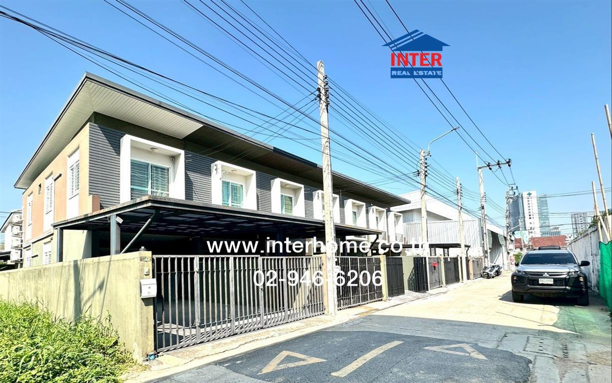 For SaleTownhomeNawamin, Ramindra : Townhouse, 2 floors, 23.2 sq m. Townhouse, Soi Ramintra 62, Intersection 1, near Synphaet Ramintra Hospital, Ramintra Road, Khan Na Yao District, Bangkok.