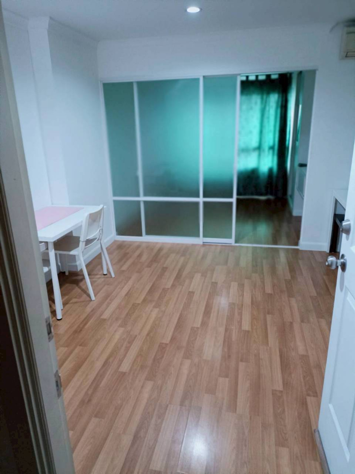 ให้เช่าคอนโดพระราม 9 เพชรบุรีตัดใหม่ RCA : ✅ LP9R225 ✅ Line : @p2nproperty