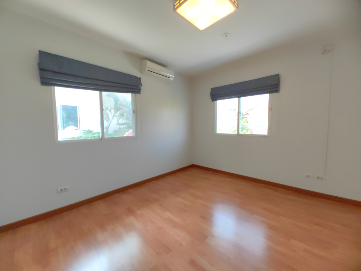 ขายบ้านเกษตรศาสตร์ รัชโยธิน : ขายบ้านเดี่ยว เดอะแพลนท์ วงแหวน-รามอินทรา เนื้อที่ 80.1 ตรว. หลังริม ทำเลดี การเดินทางสะดวก ใกล้ทางด่วน ใกล้แฟชั่น ใกล้แจ๊สคู้บอน