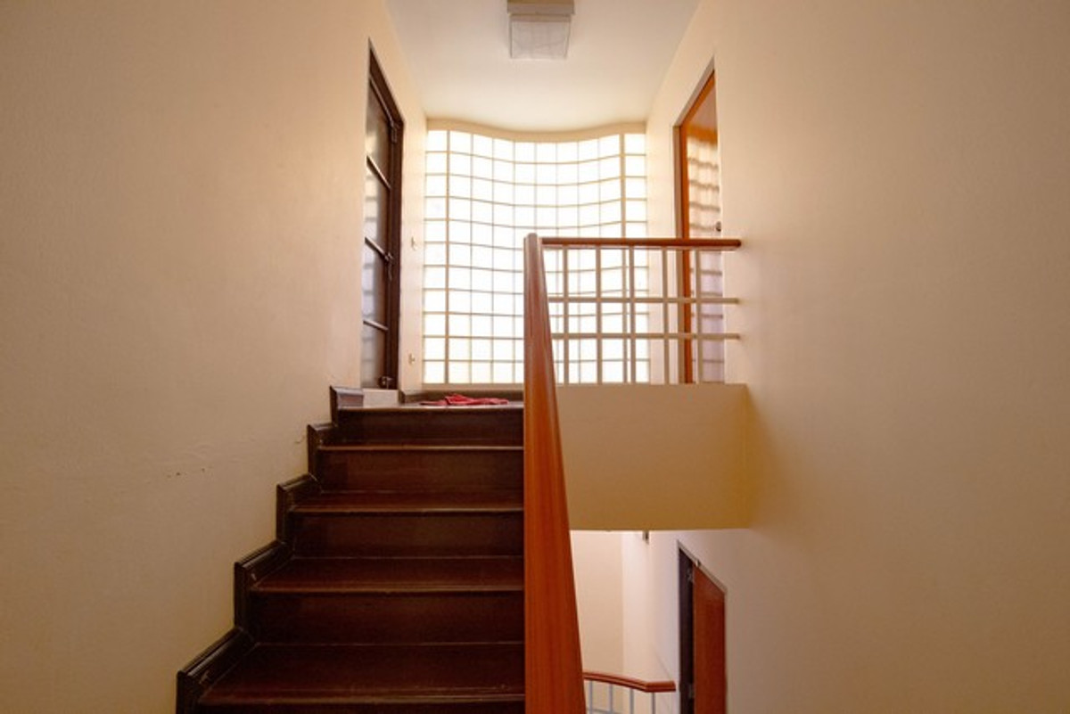 For RentTownhomePattanakan, Srinakarin : HR3284 Warathorn Ville Phatthanakan 44, 4-story house for rent, lots of space, convenient parking, near the expressway and Triam Udom Phatthanakan.