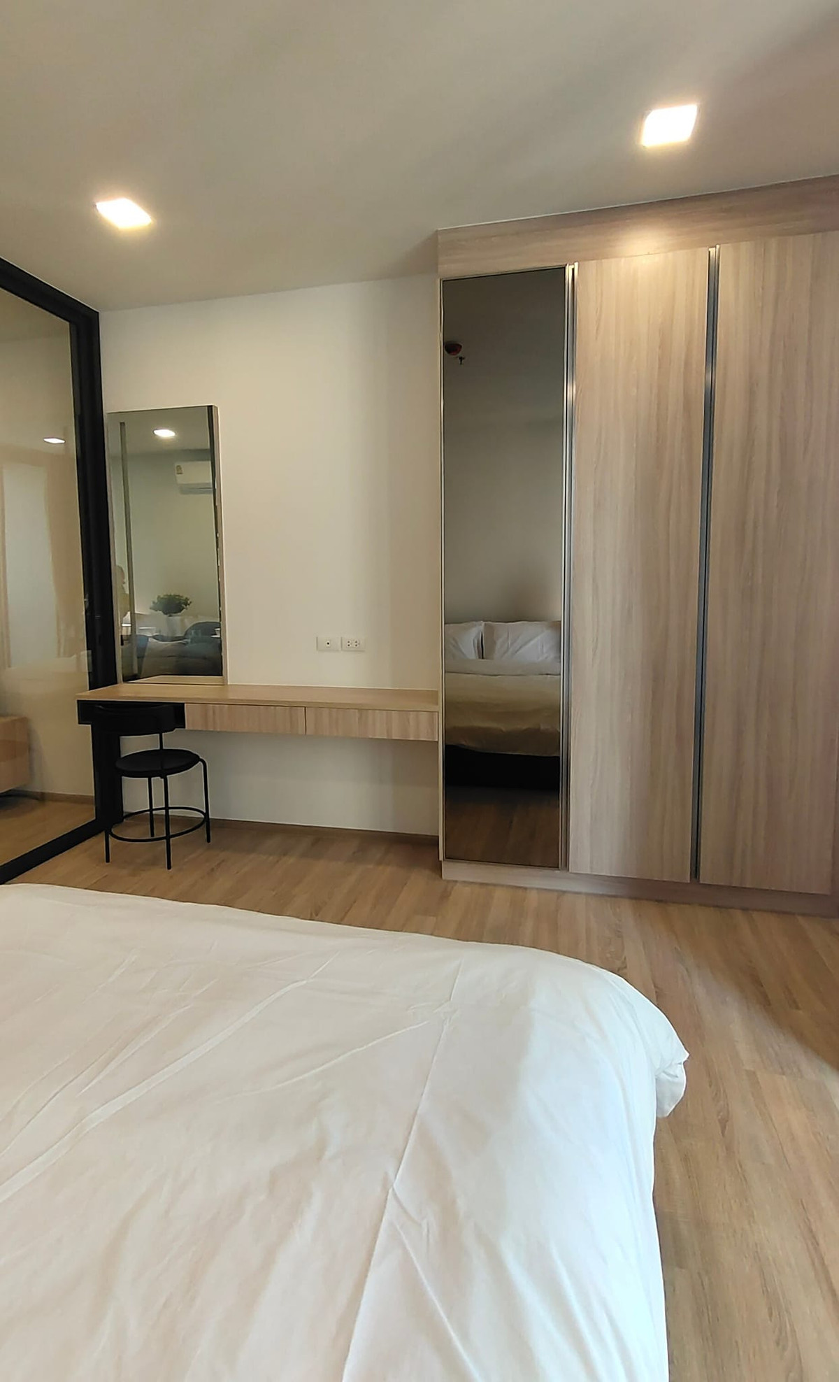 For RentCondoRatchadapisek, Huaikwang, Suttisan : (Available 1 May) (Accept 6 month) XT PHAYATHAI XT パヤタイCondo Phayathai for rent 🍂 near BTS Phayathai , Phayathai Hospital