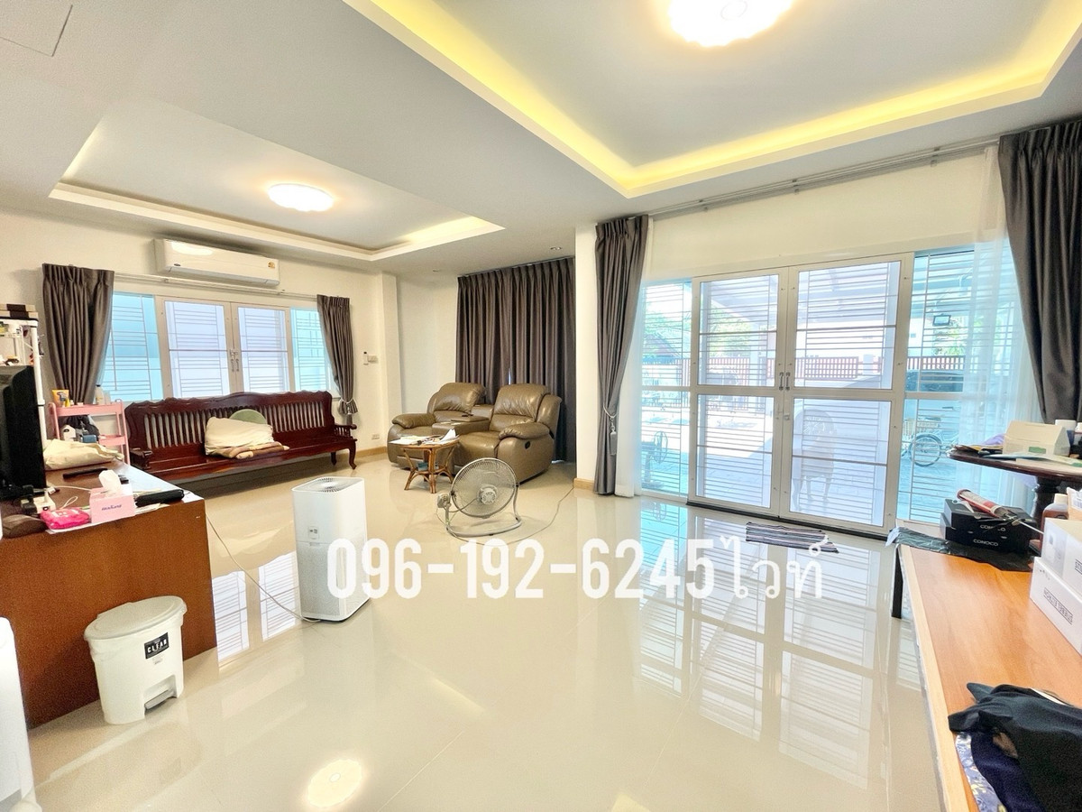 ขายบ้านเกษตร นวมินทร์ ลาดปลาเค้า : ขายบ้าน นวมินทร์ 24 บ้านเดี่ยวนวมินทร์ จอดรถ 5 คัน แถมโซล่าเซลล์ ประหยัดค่าไฟ