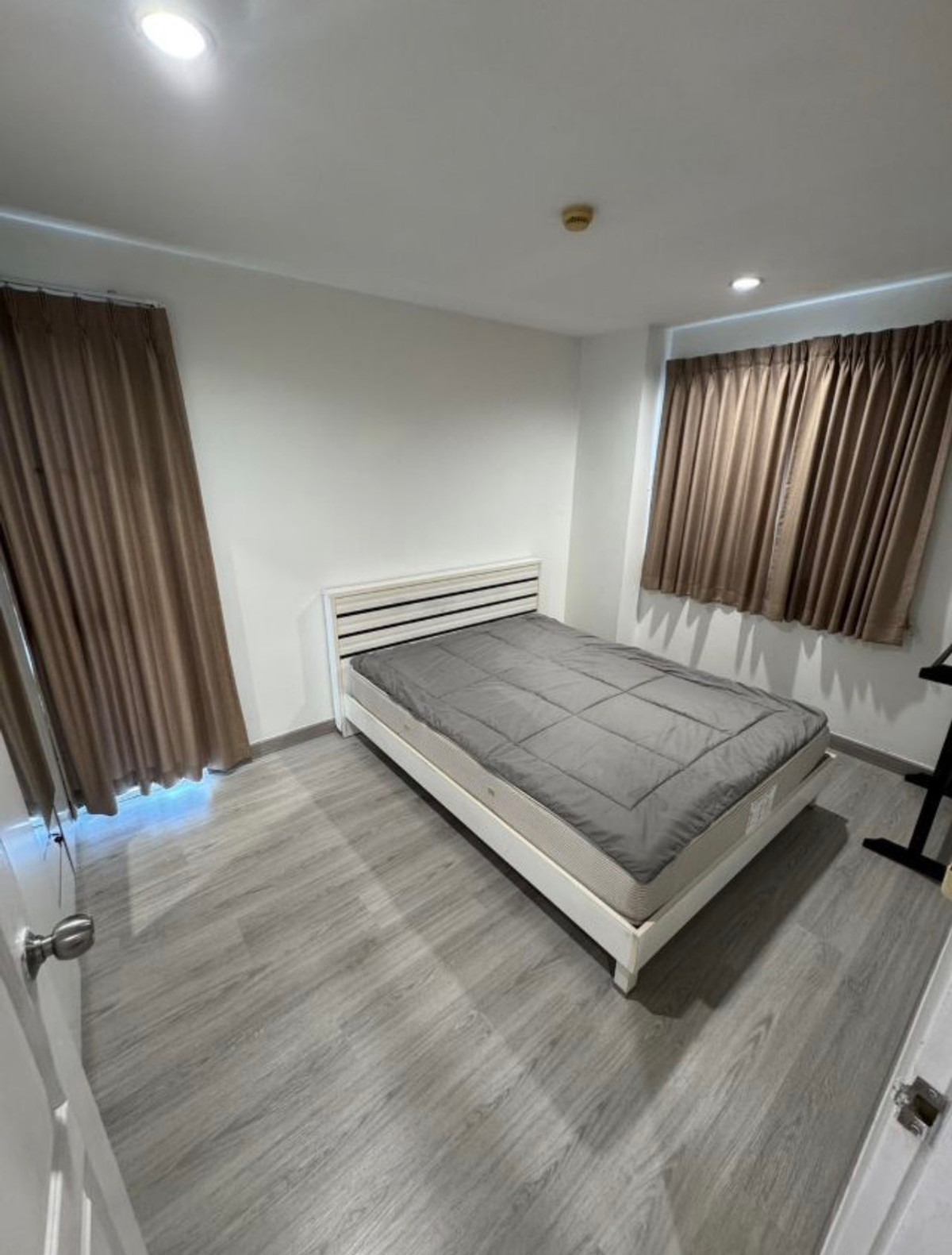 ให้เช่าคอนโดแจ้งวัฒนะ เมืองทอง : 🚨 ปล่อยเช่าคอนโด  The Paint งามวงศ์วาน 22  ✨ ห้องสวย เฟอร์ครบ พร้อมอยู่ ✨ ห้องมุม บรรยากาศดี ไม่วุ่นวาย