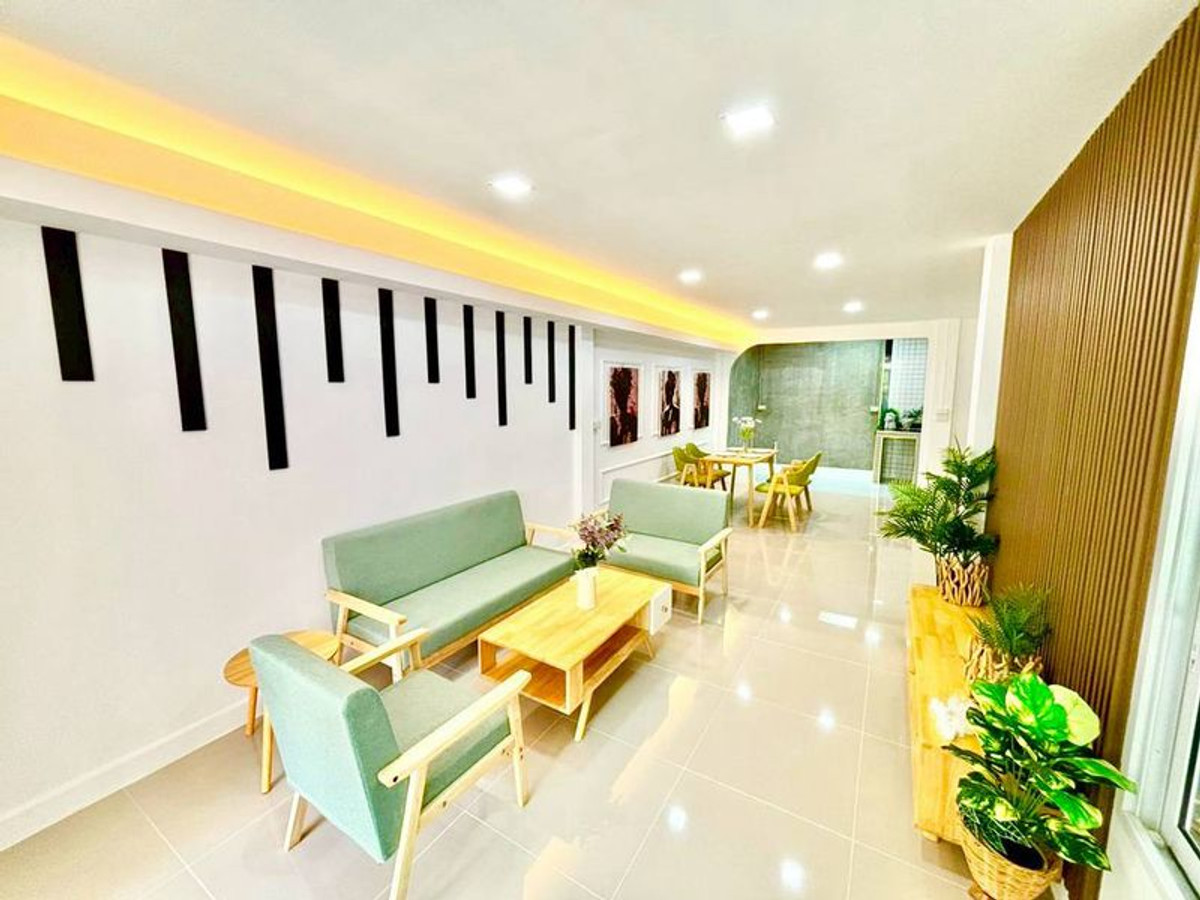 For SaleTownhomePathum Thani,Rangsit, Thammasat : 2-story townhouse for sale, Piyawararom Village, Khlong 4, area 24 square wah, 3 bedrooms, Bueng Yitho Subdistrict, Thanyaburi District, Pathum Thani Province.