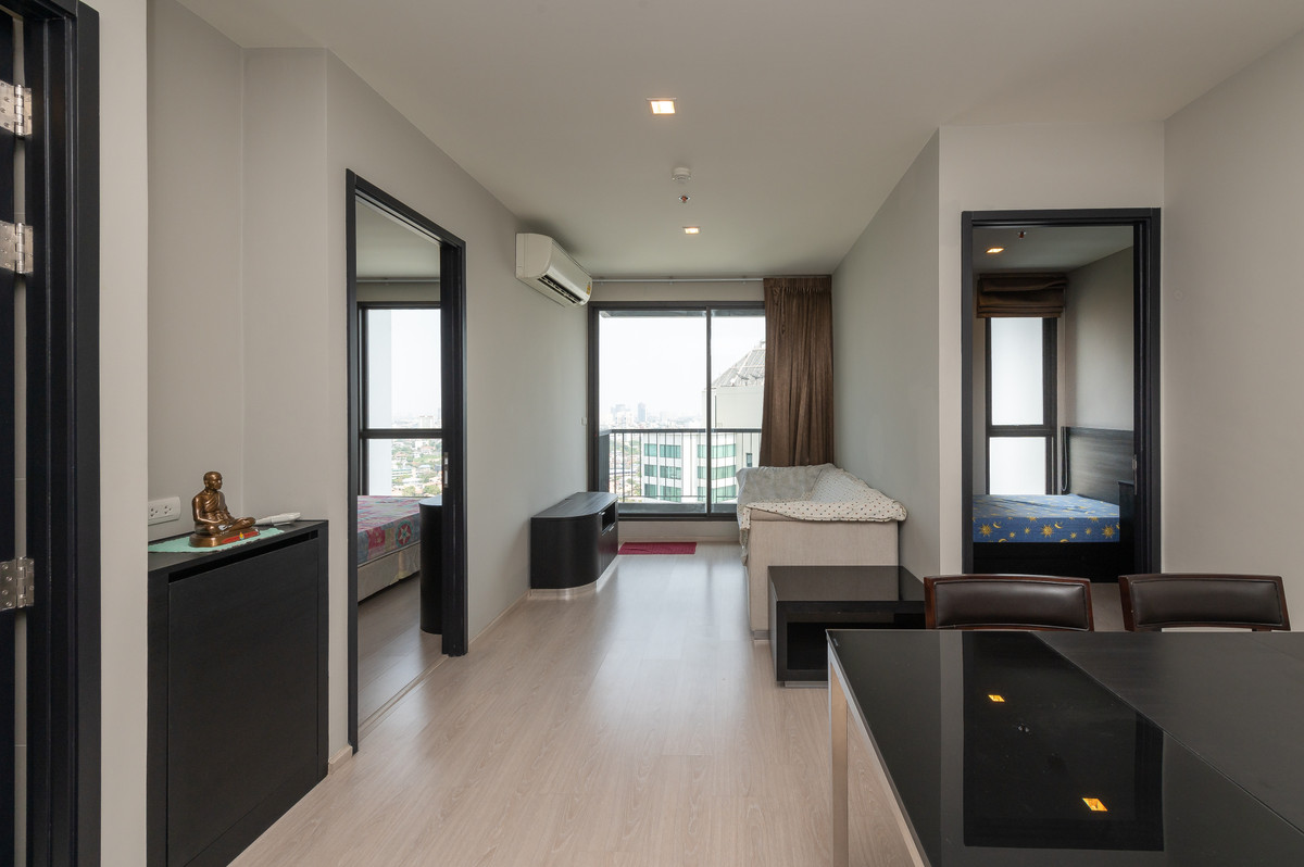For RentCondoOnnut, Udomsuk : For rent: RHYTHM Sukhumvit 44/1 – Condo next to BTS Phra Khanong.