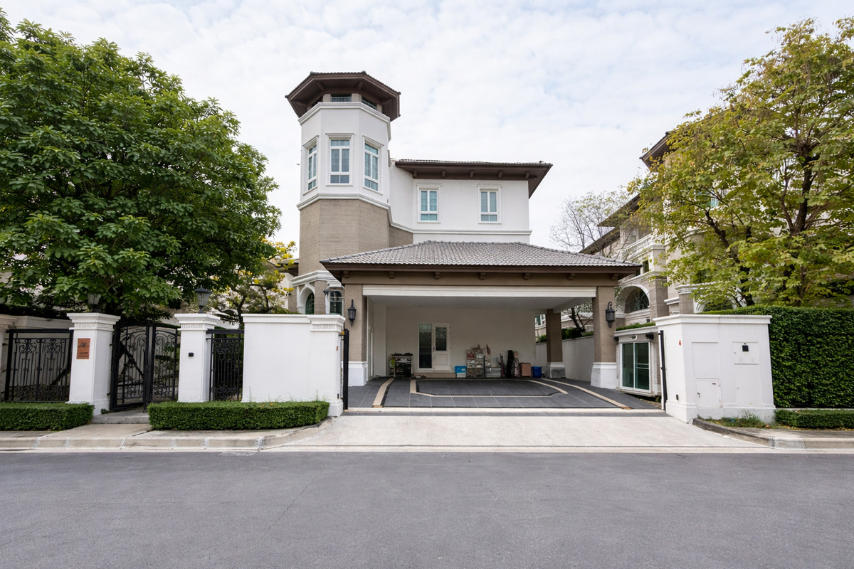 For SaleHouseRama 2, Bang Khun Thian : Ladawan Rama 2 Luxury 3-Storey House with Private Lift, 121 sq.wah Land, 434 sq.m. Usable Area Please call: 082-894-4624