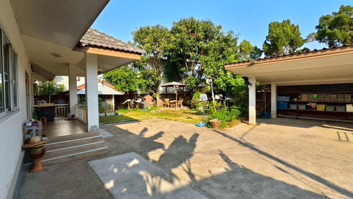 ขายบ้านเชียงใหม่ : 95877 - ขายบ้านเดี่ยวชั้นเดียว พร้อมระบบ Solar Cell ขนาดใหญ่ ทำเลดี ใกล้โรงเรียนนานาชาติ เชียงใหม่