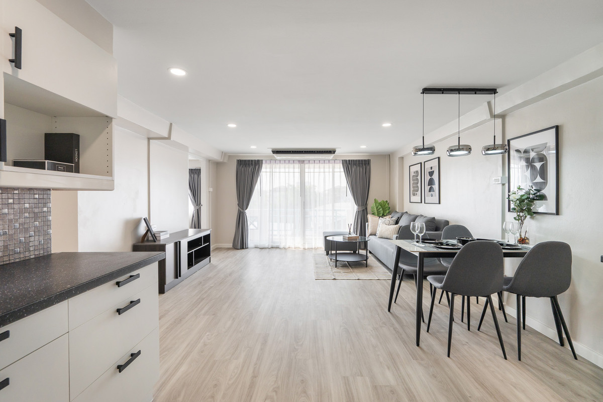 ขายคอนโดบางนา แบริ่ง ลาซาล : K-6789 BEST DEAL🔥🔥  ขายด่วน ! ห้องตกแต่งใหม่ พร้อมอยู่ บางนา เพลซ  ใกล้ BTS + เซ็นทรัล บางนา