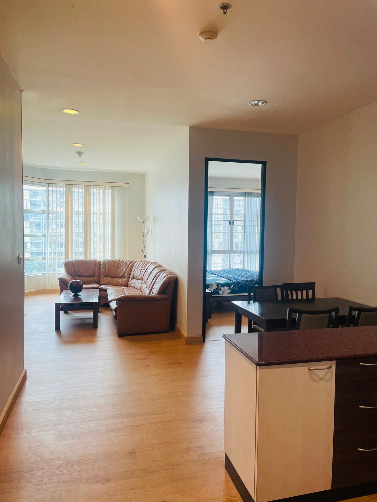 For RentCondoSukhumvit, Asoke, Thonglor : Condo for rent, City Smart Sukhumvit 18, near BTS Asoke, MRT Sukhumvit, beautiful room, good price, fully furnished. Ready to move in