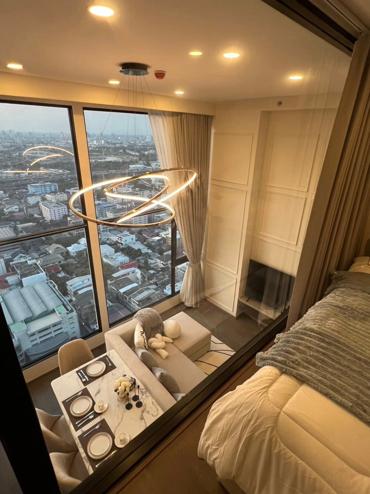 คอนโดราชเทวี พญาไท : 🔥ขาย / ให้เช่าด่วนคอนโดหรู 2 ห้องนอน ดูเพล็กซ์ Park Origin Ratchathewi - ใกล้ BTS