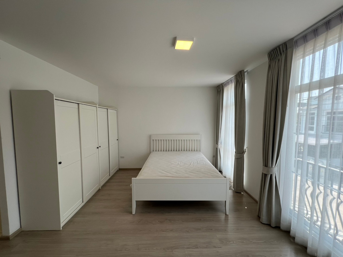 For SaleTownhomeBangna, Bearing, Lasalle : P-2977 Urgent sale!  Indy 4 Bangna KM.7, ready to move in, good location, near MEGA Bangna.