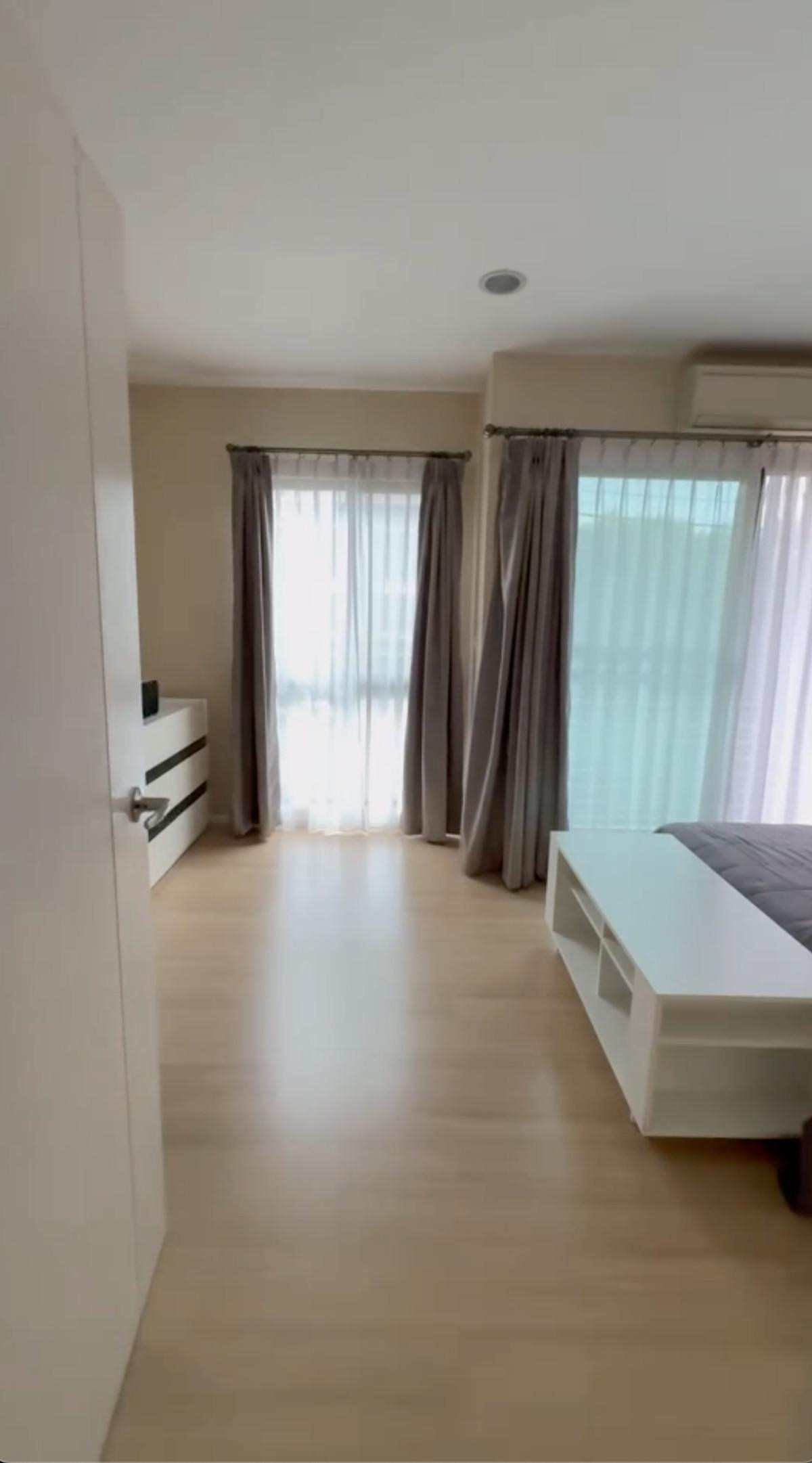 For RentTownhomeRattanathibet, Sanambinna : Townhouse for rent, corner plot, Baan Klang Muang Rattanathibet