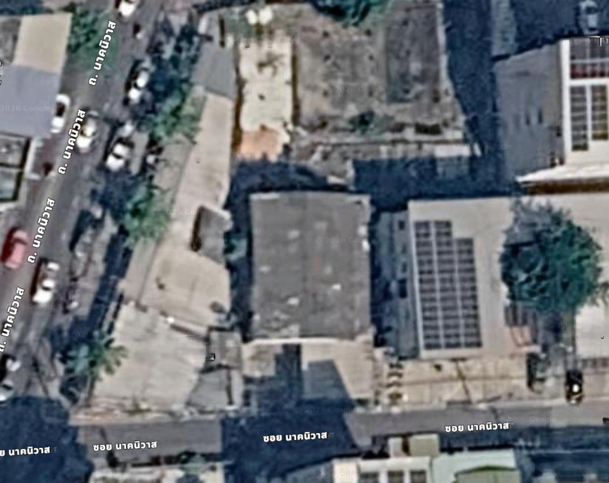 ที่ดินโชคชัย4 ลาดพร้าว71 : ให้เช่า/ขาย  โกดังพร้อมออฟฟิศ 103 ตร.ว.  พื้นที่นี้เป็นย่านที่ยอดนิยม  เดินทางเชื่อมต่อหลายถนนหลักได้สะดวก