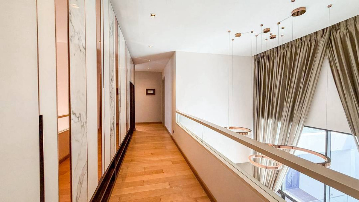 บ้านพระราม 9 เพชรบุรีตัดใหม่ RCA : 🏡 บ้านโครงการ Parc Priva | บ้านเดี่ยว 3 ชั้น 5+1 ห้องนอน ย่านห้วยขวาง กรุงเทพฯ