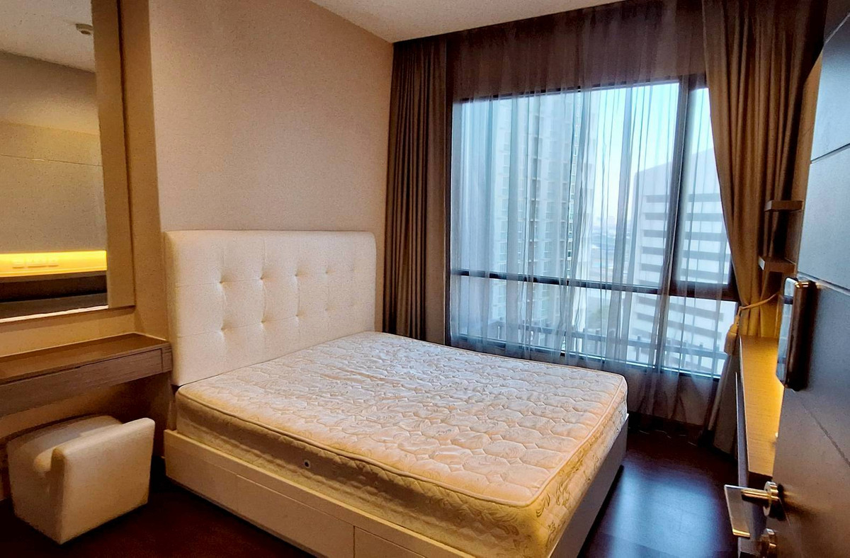 ให้เช่าคอนโดรัชดา ห้วยขวาง : ✨ Rare Item! ให้เช่า Ivy Ampio ห้อง Combine ขนาดใหญ่ สุดหรู 🏙️