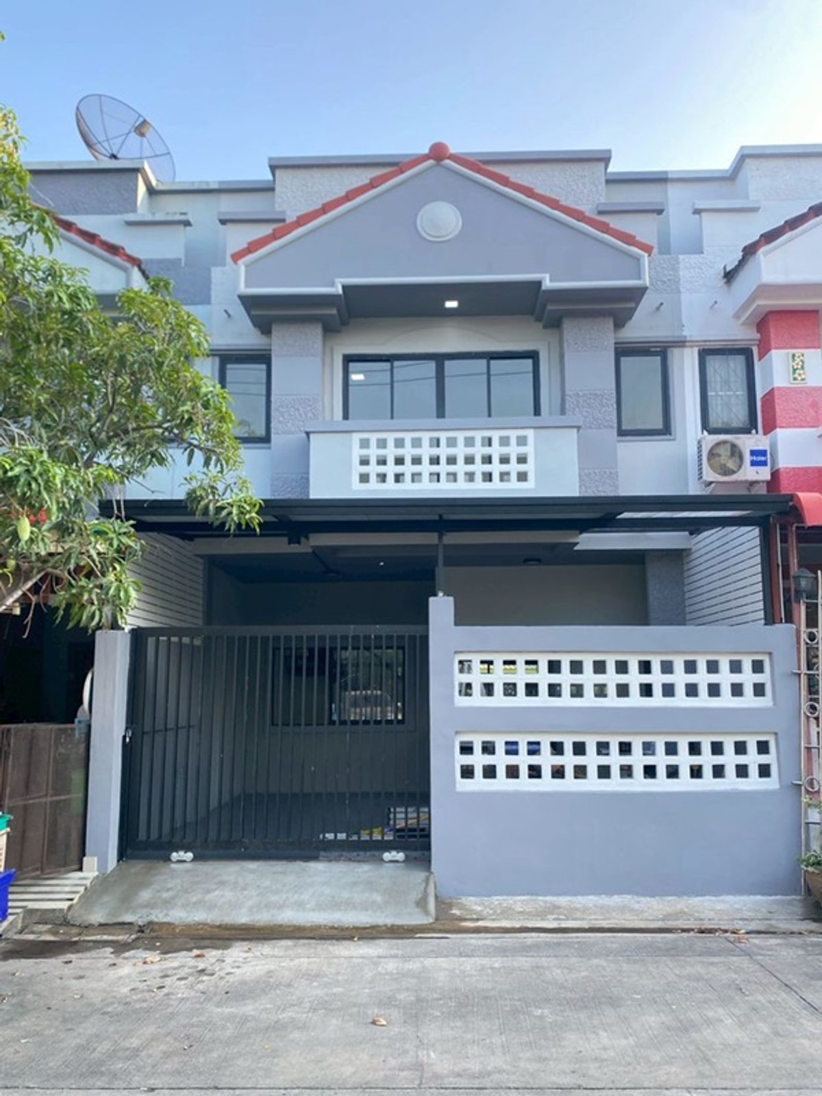 For SaleTownhomeLadkrabang, Suwannaphum Airport : Townhome for sale, Prawet, Sukapiban 2 Rd.