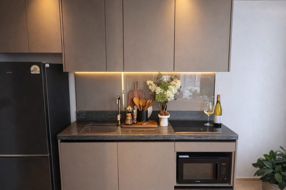 ขายคอนโดพระราม 9 เพชรบุรีตัดใหม่ RCA : Hot Deal ราคาพิเศษ Ashton Asoke Rama 9 2 ห้องนอน bed 13.7 ล้าน ห้องใหม่ ติดต่อ 0869017364