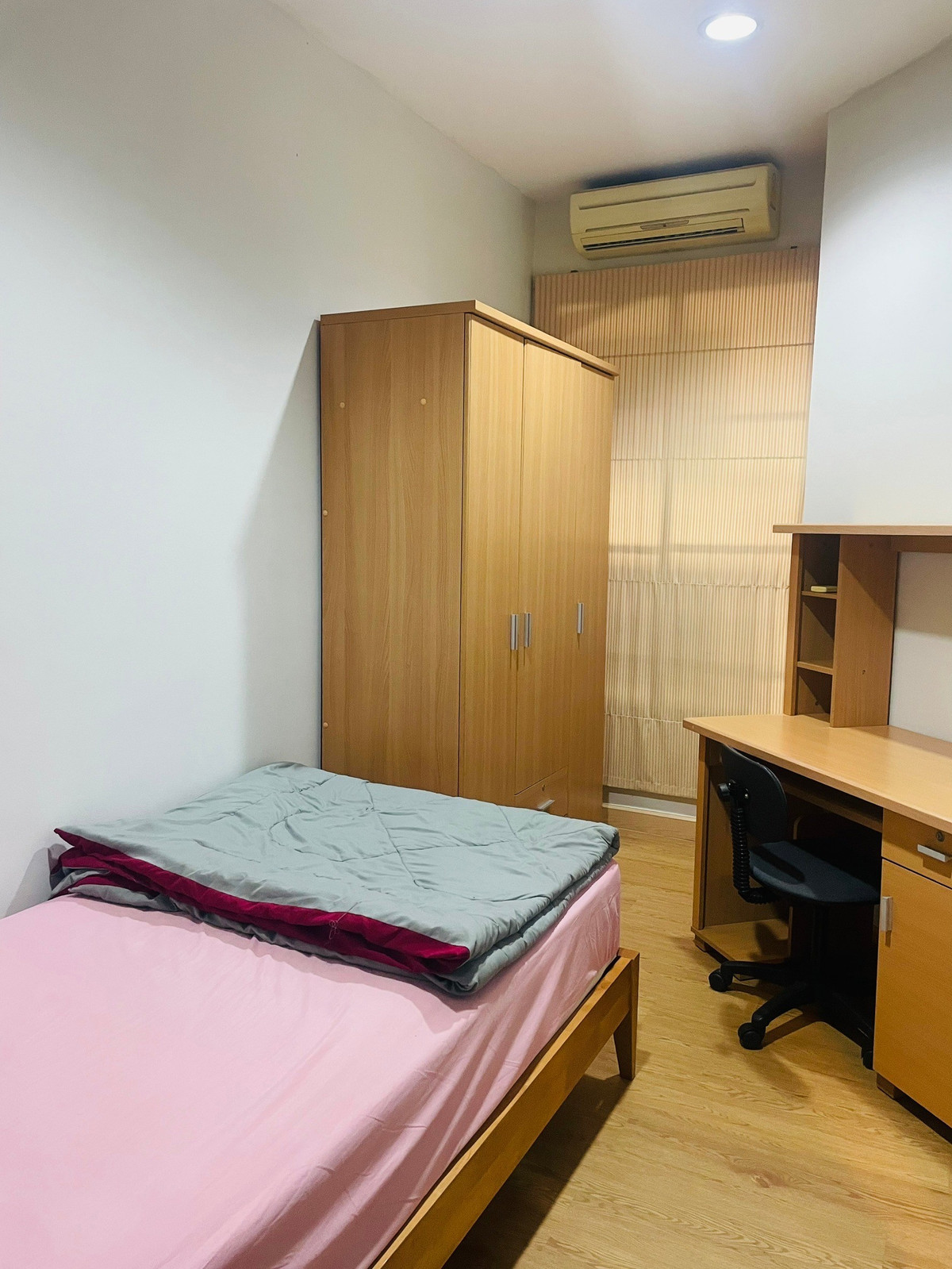 For RentCondoSukhumvit, Asoke, Thonglor : Condo for rent, City Smart Sukhumvit 18, near BTS Asoke, MRT Sukhumvit, beautiful room, good price, fully furnished. Ready to move in