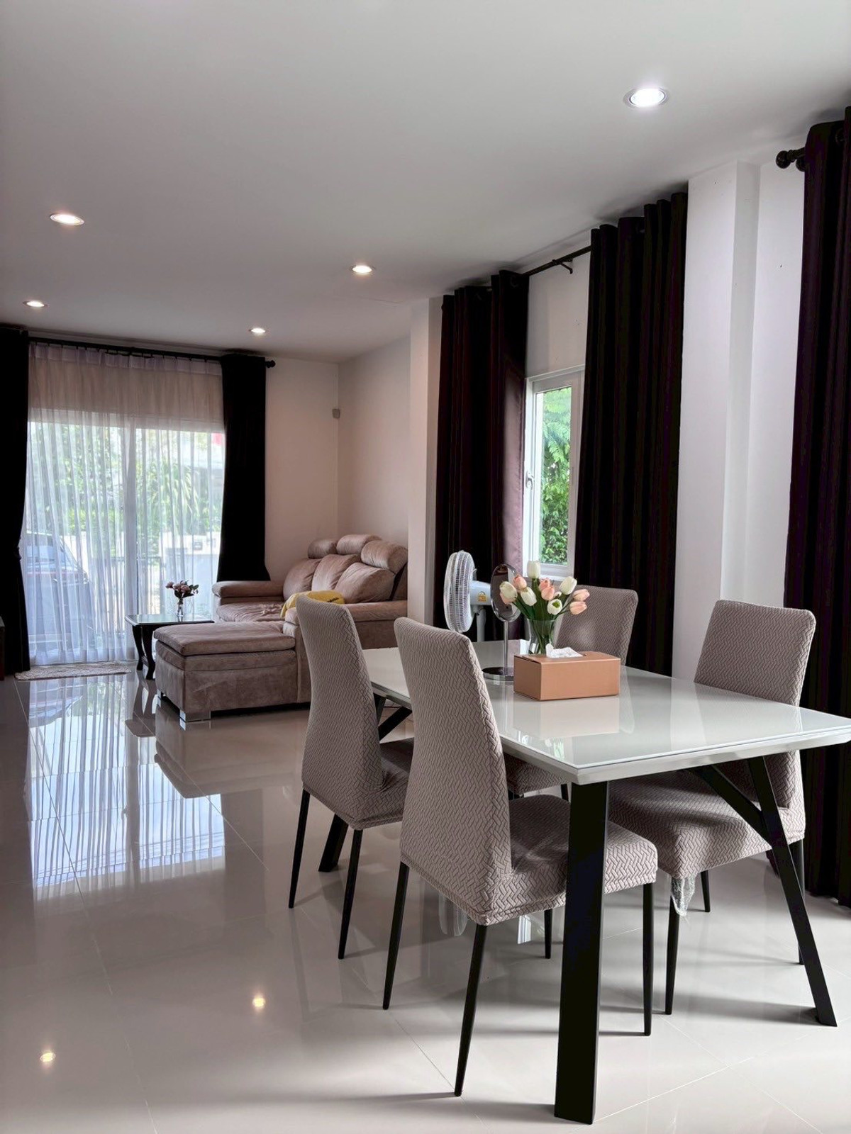 ขายนนทบุรี บางใหญ่ บางบัวทอง : บ้านแฝด ชวนชื่น พาร์ค กาญจนา - บางใหญ่ / 3 ห้องนอน (ขาย), Semi - detached house Chuan Chuen Park Kanchana - Bangyai / 3 Bedrooms (FOR SALE) AOM092